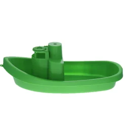 Bateau en plastique vert