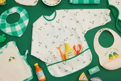 Bavoir bandana éponge carreaux verts - Les Inséparables