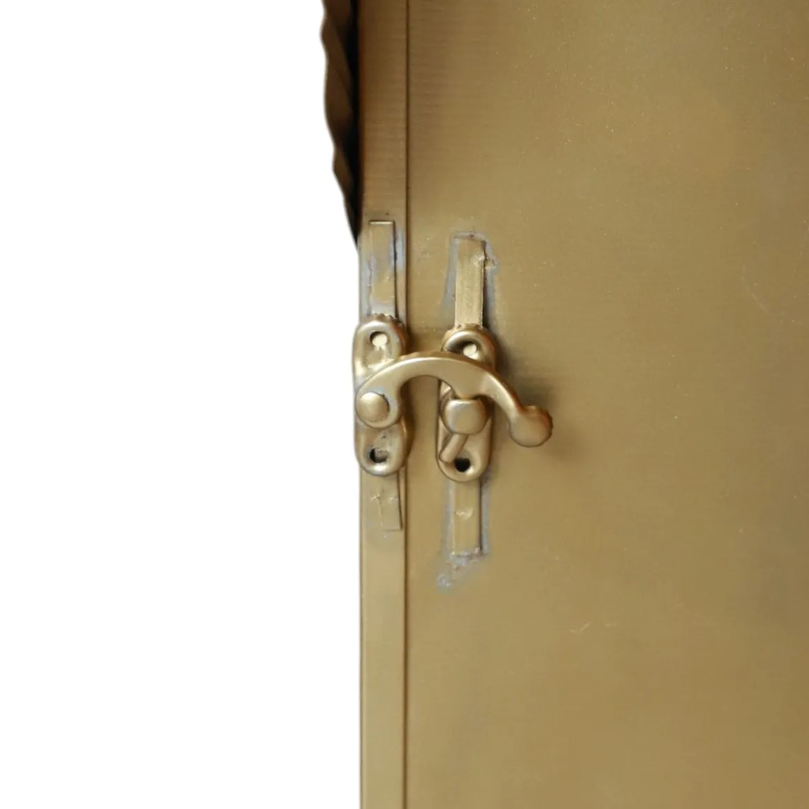 Boite niche en laiton coquillage