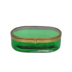 Boite ovale verte en verre et laiton