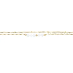 Bracelet chaîne double dorée et perles blanches