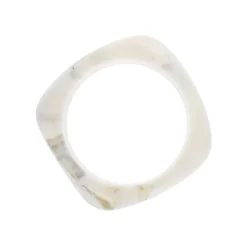 Bracelet jonc large en résine écru