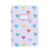 Cahier motifs cœurs multicolores