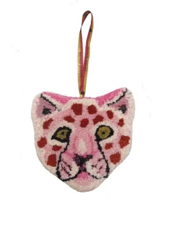Décoration murale tête de léopard rose en tapis