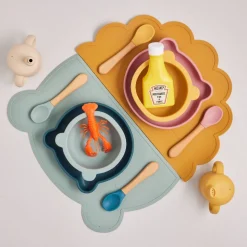 Gobelet avec paille en silicone à deux anses beige