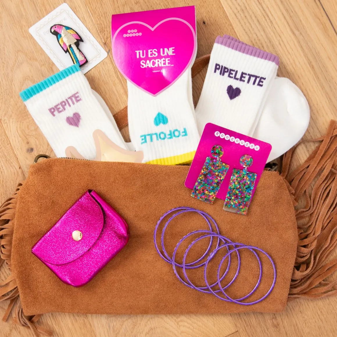 Lot de 6 bracelets en métal indien violet poinçon rose