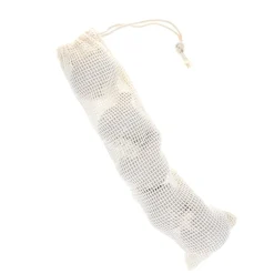 Lot de 5 oignons en bois dans leur filet