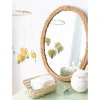 Miroir en rotin tressé