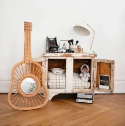 Miroir guitare rotin