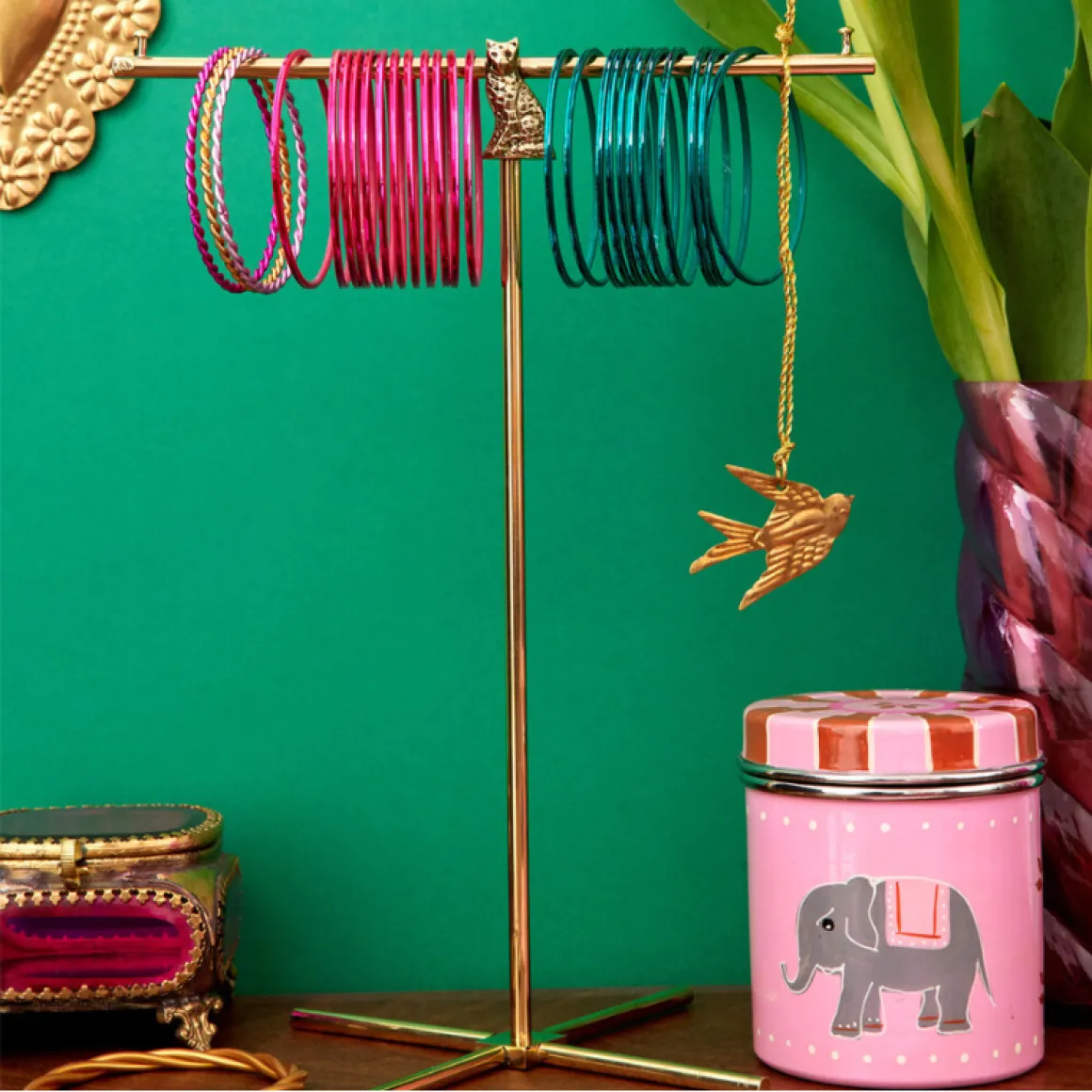 Porte bijoux en laiton doré