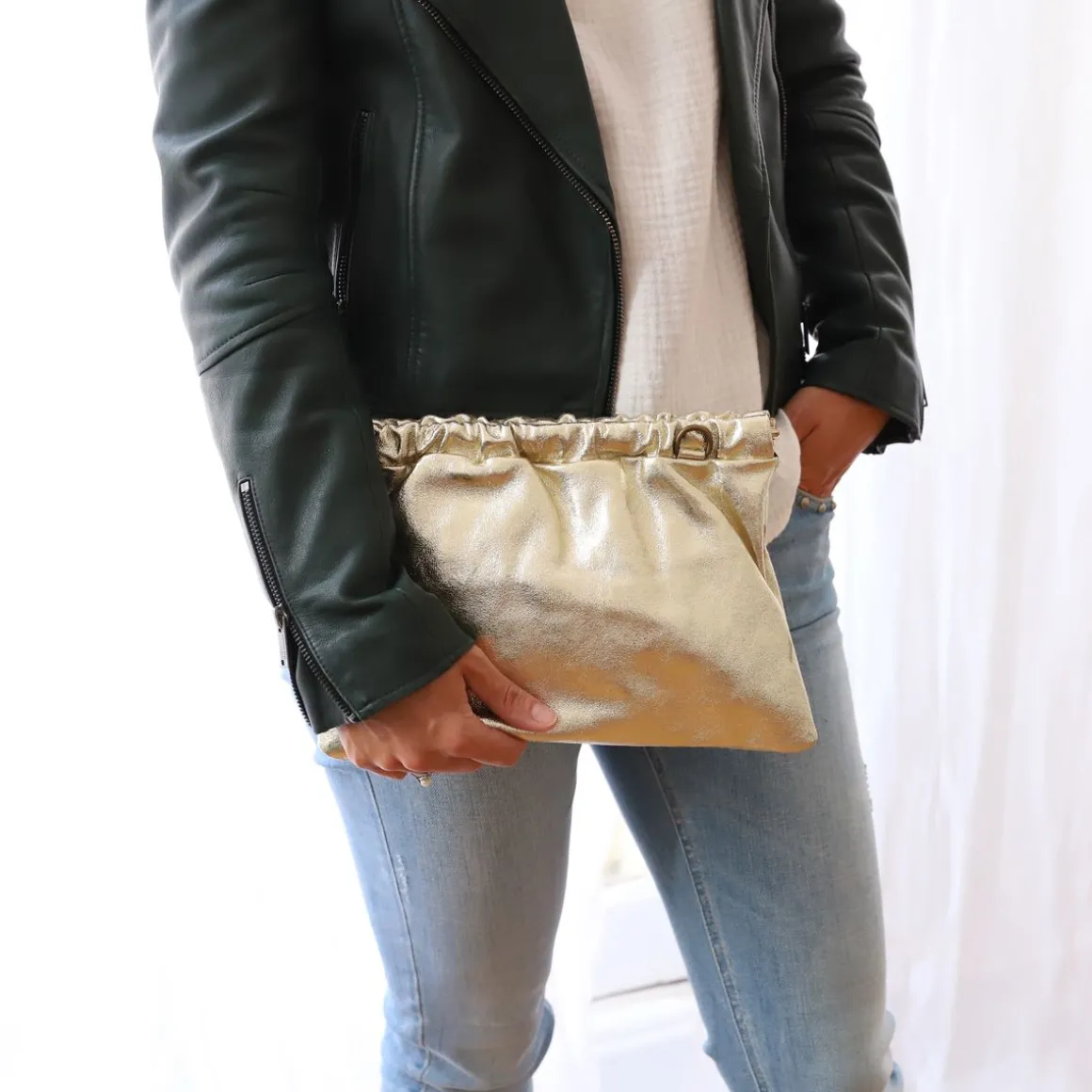 Sac pochette cuir doré