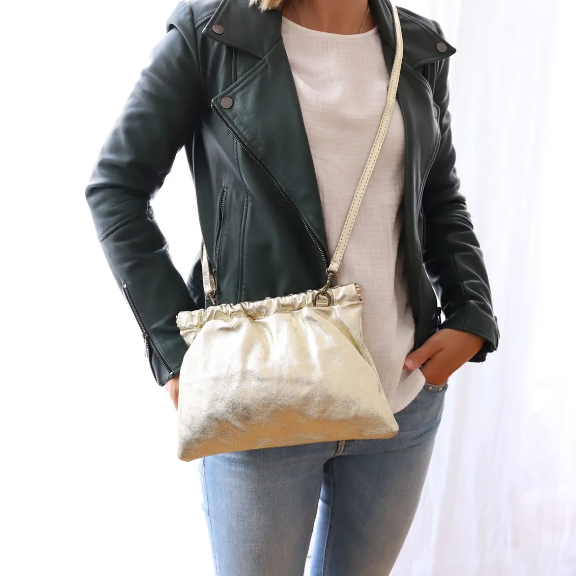 Sac pochette cuir doré