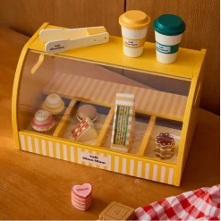 Stand à pâtisseries et café jouet en bois