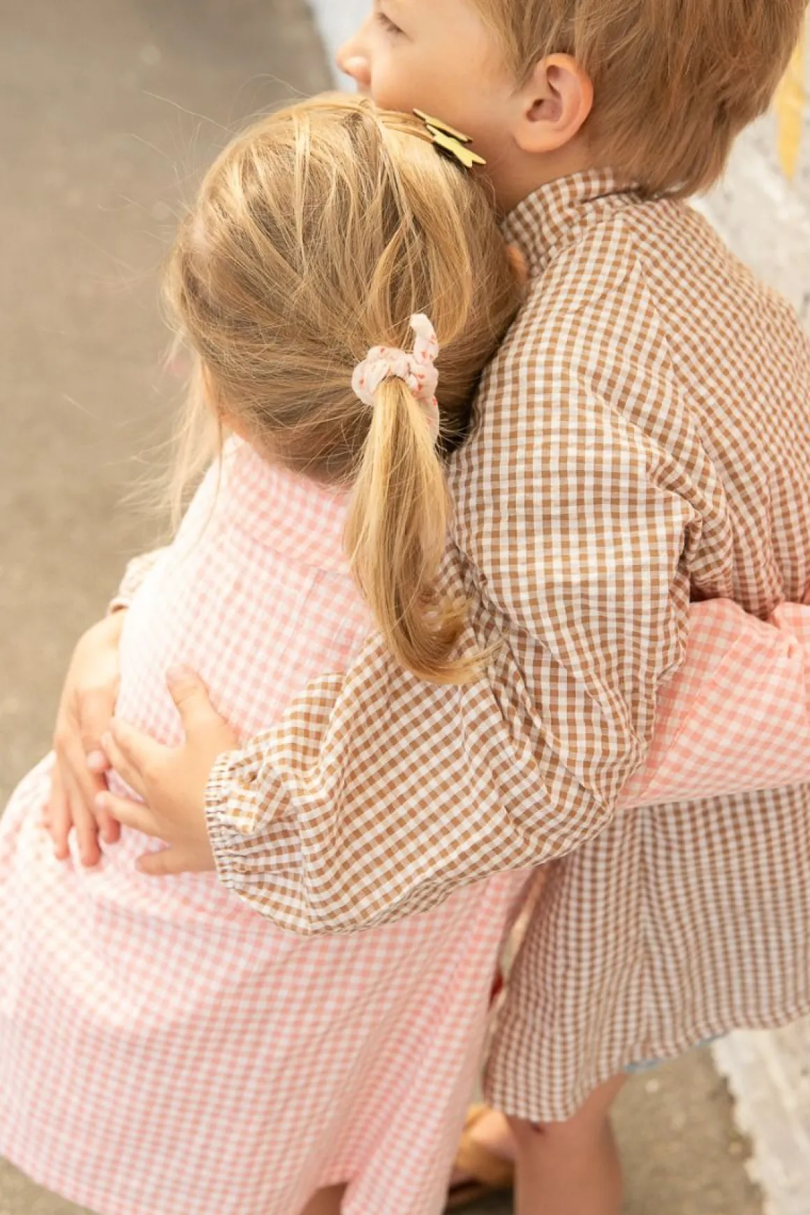 Tablier d'école enfant vichy marron