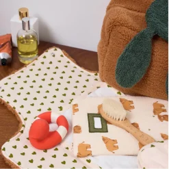 Tapis à langer fausse fourrure - Bébé Highland