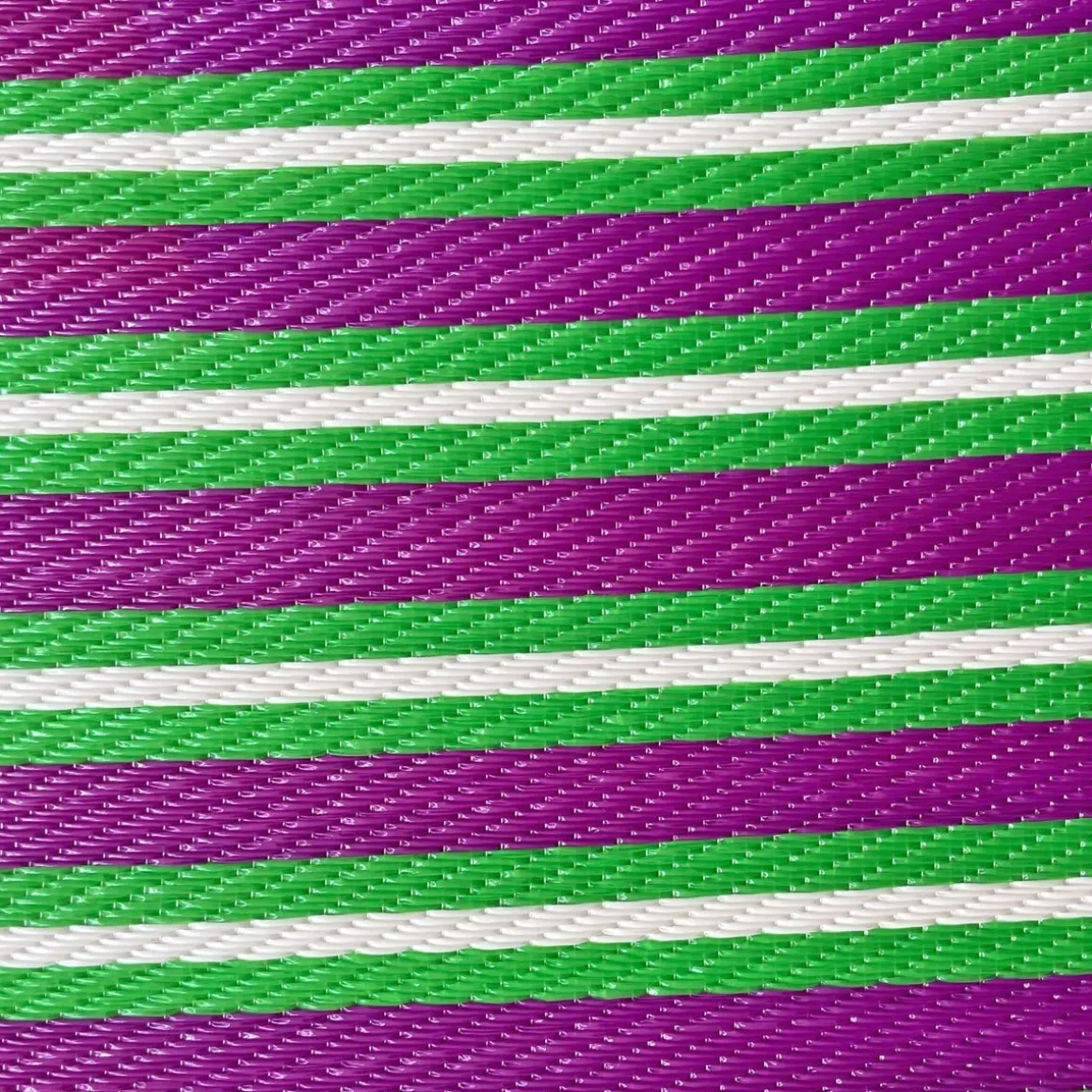 Tapis d'extérieur à rayures vertes et violettes 120x180
