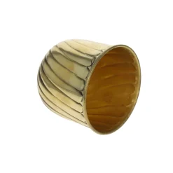 Tasse en laiton striée