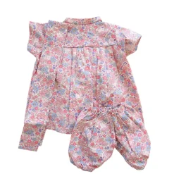 Tenue de poupée Rosie robe fleurie bleu et rose