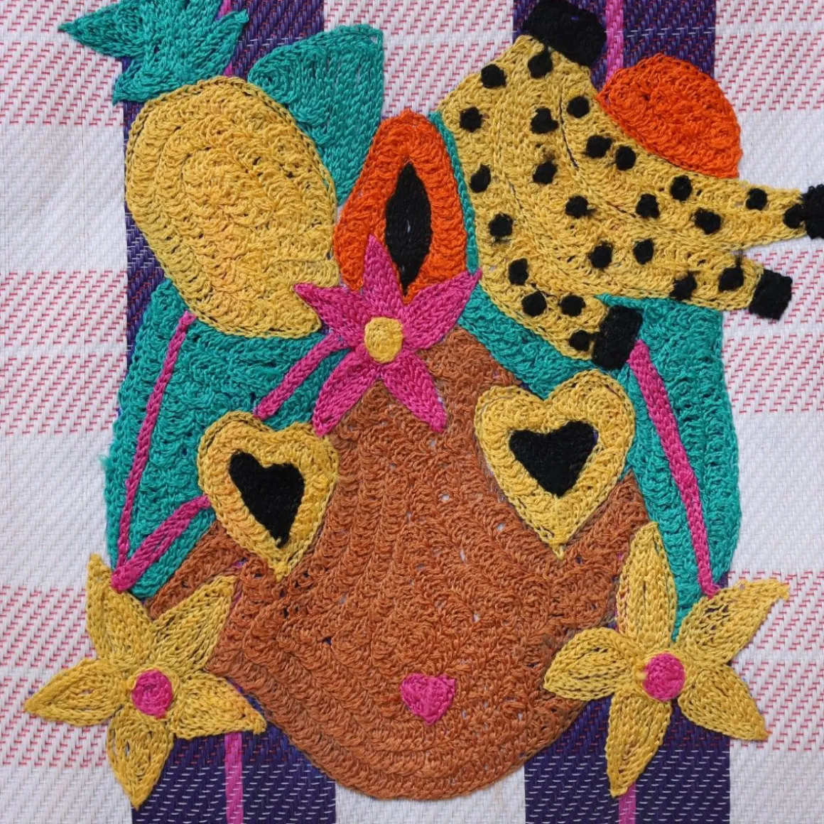 Trousse plate broderie Chiquita - Copacabana party !