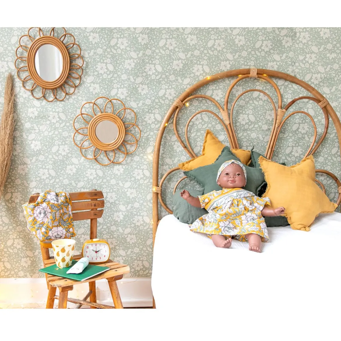 Tête de lit rotin enfant fleur