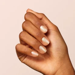 Vernis à ongles naturel Gold